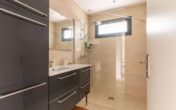 Maison à vendre    4 pièces •  Gujan-Mestras