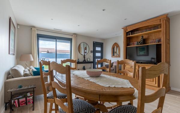 Maison à vendre    4 pièces •  Gujan-Mestras