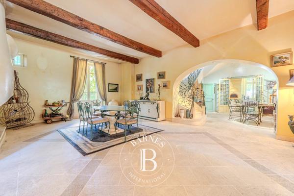 Aix-en-Provence, Maison 4 Chambres -  313 m² à vendre