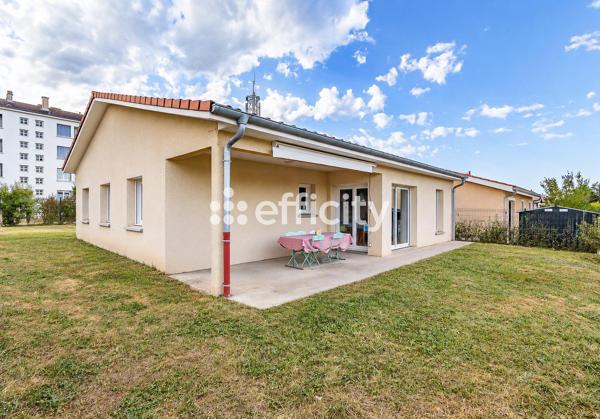 Maison
         5 pièces
        - 102 m² Exclusivité 320 000 € *