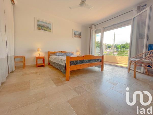 Appartement 3 pièces de 110 m² à Villeneuve-Loubet (06270)