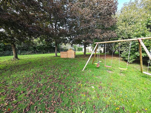 Maison à QUESTEMBERT, 56230 - 6 pièces 135m²