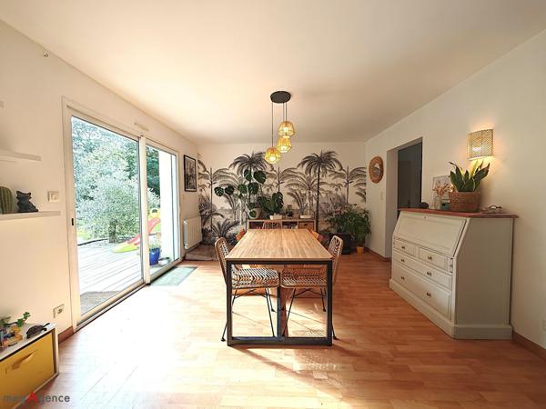 Maison à QUESTEMBERT, 56230 - 6 pièces 135m²