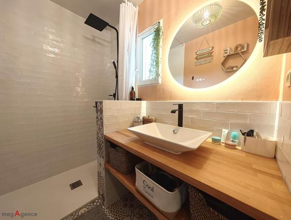 Maison à QUESTEMBERT, 56230 - 6 pièces 135m²