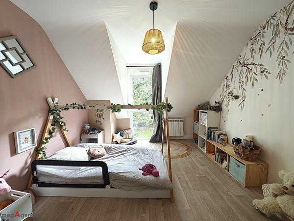 Maison à QUESTEMBERT, 56230 - 6 pièces 135m²