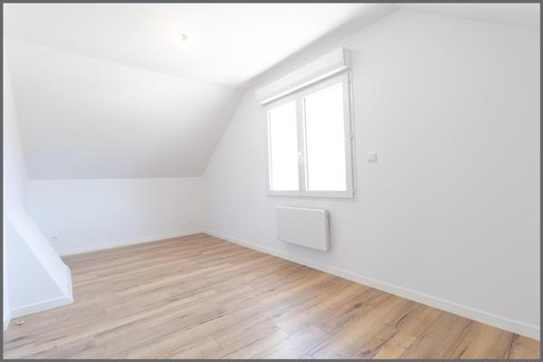 MAISON DE 105 M2 +TERRAIN DIVISIBLE 3067 M2