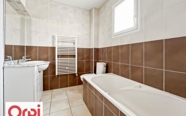 Maison à vendre    5 pièces • 123 m2 Maraussan