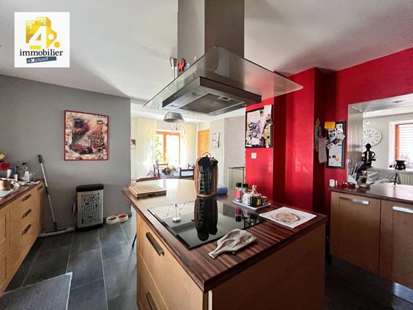 Maison - 5 pièces - 150 m²