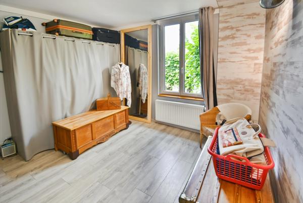 À découvrir – Ensemble immobilier avec atelier automobile et maison de 170 m²