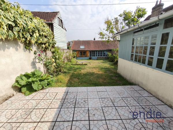 Maison familiale 3 chambres avec jardin et dépendances
