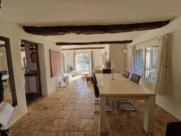 Lorgues (83510) Bastide provençale, 8 pièces, 2 gîtes, piscine, 5 box à chevaux et rond de longe sur 4 hectares, à Lorgues