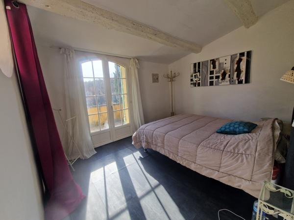 Lorgues (83510) Bastide provençale, 8 pièces, 2 gîtes, piscine, 5 box à chevaux et rond de longe sur 4 hectares, à Lorgues