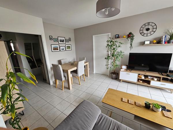 Appartement Neuilly Sur Marne 4 pièce(s) 74.21 m2
