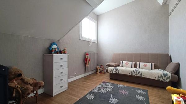 MAISON FAMILIALE AVEC PISCINE MIGNÉ-AUXANCES