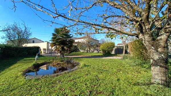 MAISON FAMILIALE AVEC PISCINE MIGNÉ-AUXANCES