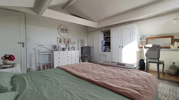 MAISON FAMILIALE AVEC PISCINE MIGNÉ-AUXANCES