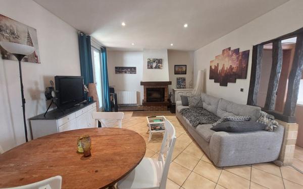 Maison à vendre    5 pièces • 99 m2 Les Bottereaux