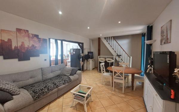 Maison à vendre    5 pièces • 99 m2 Les Bottereaux