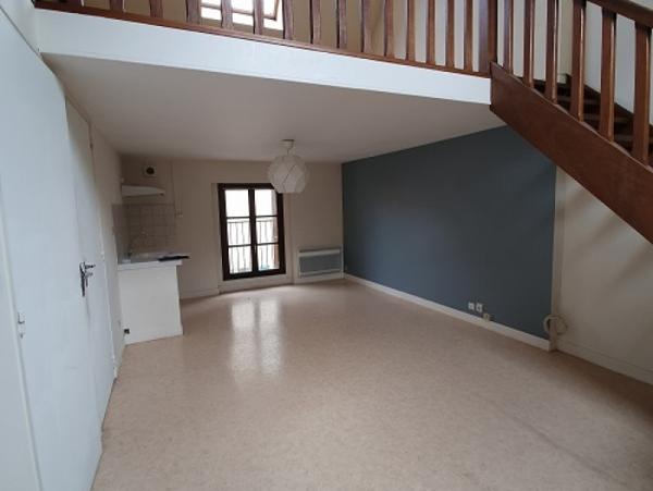 Location Appartement 2 pièces Étampes (91150) - Centre-ville