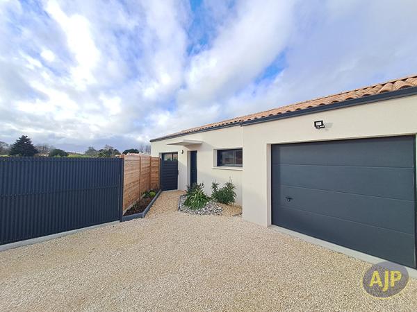 Vente maison Challans : 332 800 € - AJP Immobilier Challans