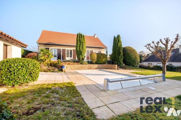 Craponne – Maison individuelle 7 pièces avec piscine 