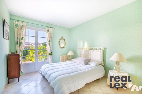 Craponne – Maison individuelle 7 pièces avec piscine 