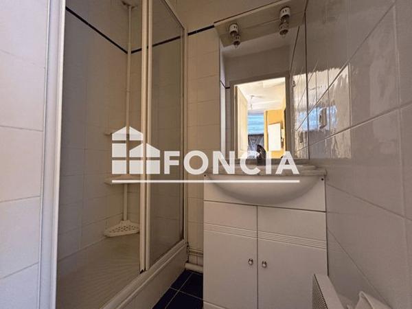 Location Appartement 3 pièces 44.8 m² - 24 RUE RIFFAULT Poitiers 86000