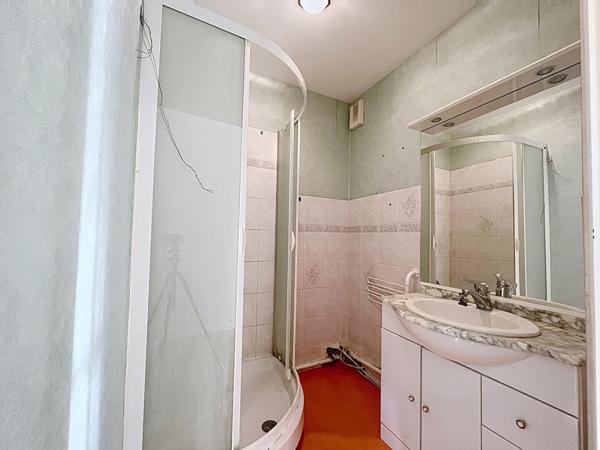 Appartement Nantes Chantenay - 2 chambres - Terrasse - Place de parking - Cave