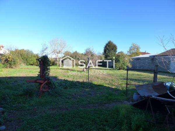 Maison de village de 100 m², sous sol, cuisine aménagée, 3 chambres, véranda