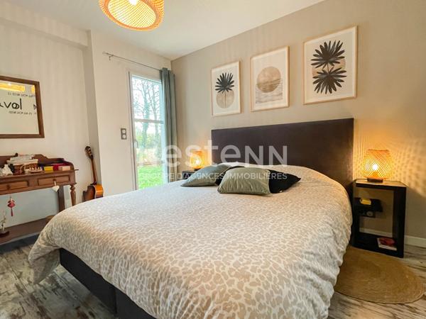 Grand Champ centre! Maison contemporaine lumineuse de 134 m²,4 chambres dont suite parentale, proche de Vannes & Golfe du Morbihan.