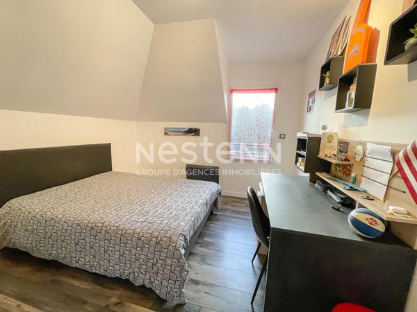 Grand Champ centre! Maison contemporaine lumineuse de 134 m²,4 chambres dont suite parentale, proche de Vannes & Golfe du Morbihan.