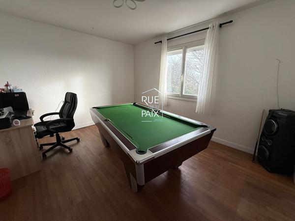 86140 LENCLOITRE Maison située au centre de Lencloitre 4 pièces 82 m2