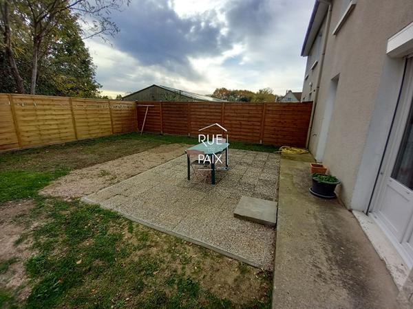 86140 LENCLOITRE Maison située au centre de Lencloitre 4 pièces 82 m2