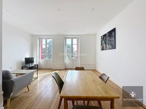 Vente Appartement 6 pièces 160 m2 à Roanne