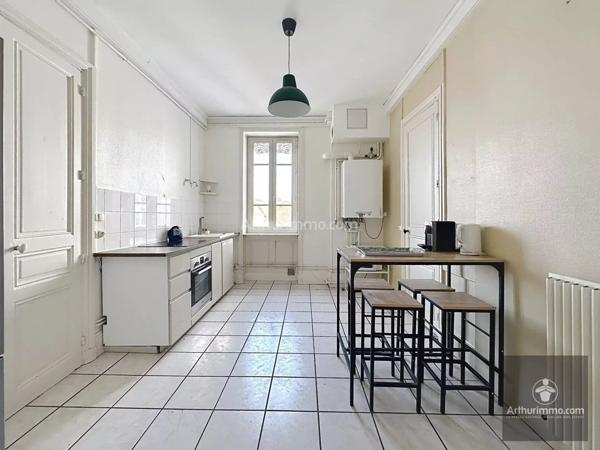 Vente Appartement 6 pièces 160 m2 à Roanne