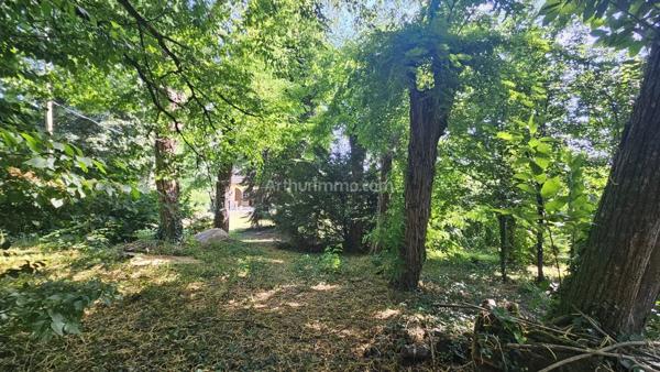 Vente                                                      Maison
                        
                     7 pièces                      133 m2                     à La Ville-du-Bois