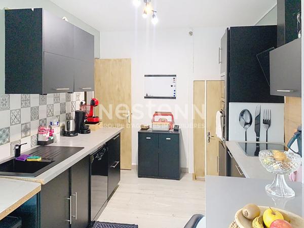 Maison Lucon 4 chambres bureau jardin garage bon état