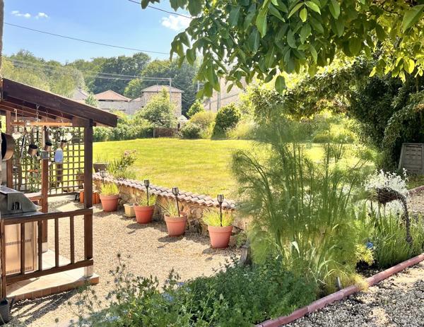Maison en pierre au coeur du Parc Périgord Limousin
