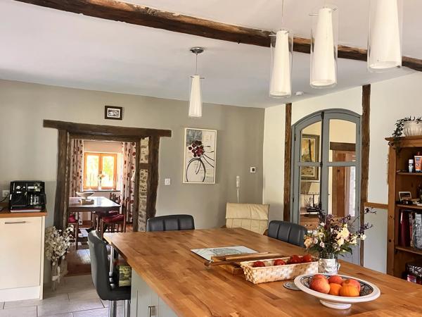 Maison en pierre au coeur du Parc Périgord Limousin