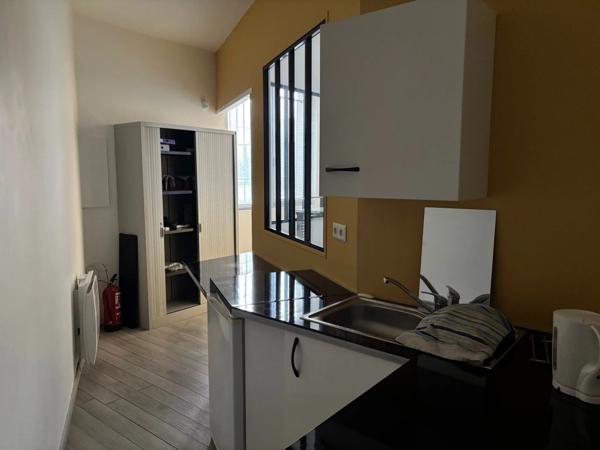 Location Local commercial 2 pièces 34 m2 à Chartres