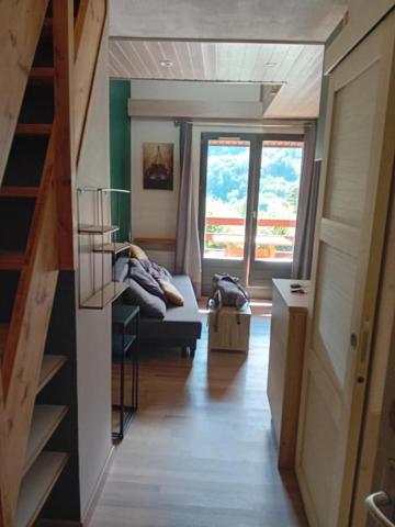 Appartement 2 pièces  73700 Bourg st Maurice