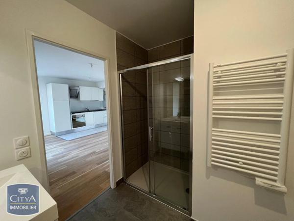 Appartement à louer 2 pièces 47.1m²