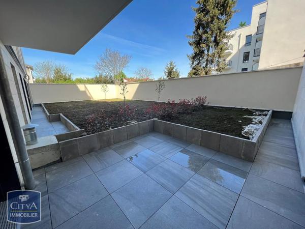 Appartement à louer 2 pièces 47.1m²