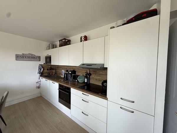 Bel appartement vue mer - résidence de standing - centre ville