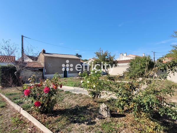 Maison
         3 pièces
        - 85 m² Exclusivité 162 000 €*