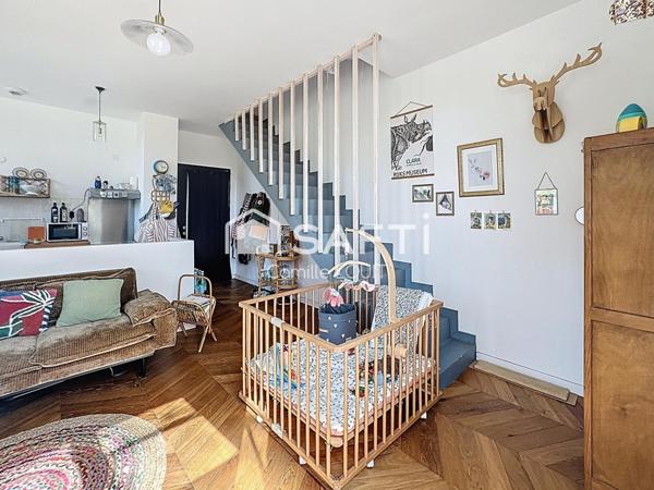 Duplex lumineux avec terrasse à Latresne