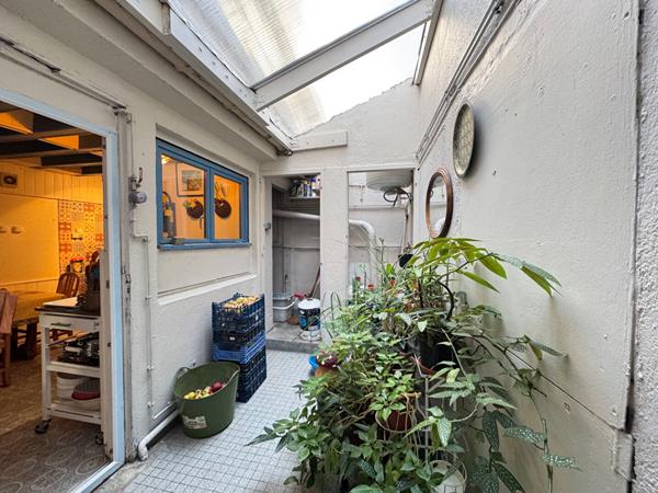 Maison avec local commercial - Ancien bar au coeur d'Orléans - 170m²