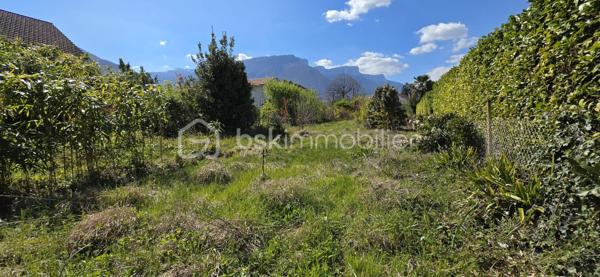 Terrain de 1 724 m²