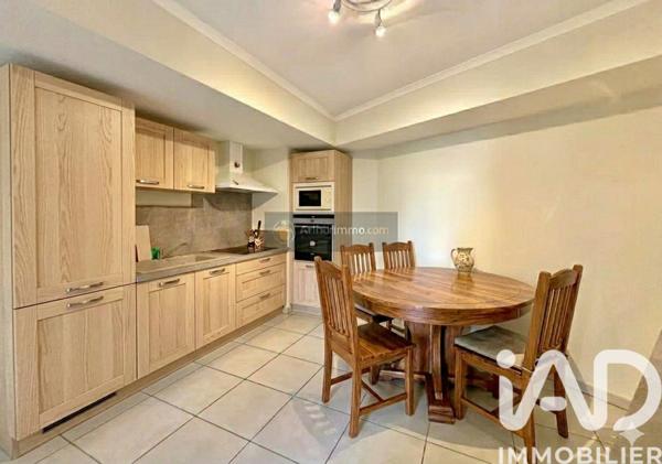 Appartement à vendre 3 pièces 61 m² Fréjus
