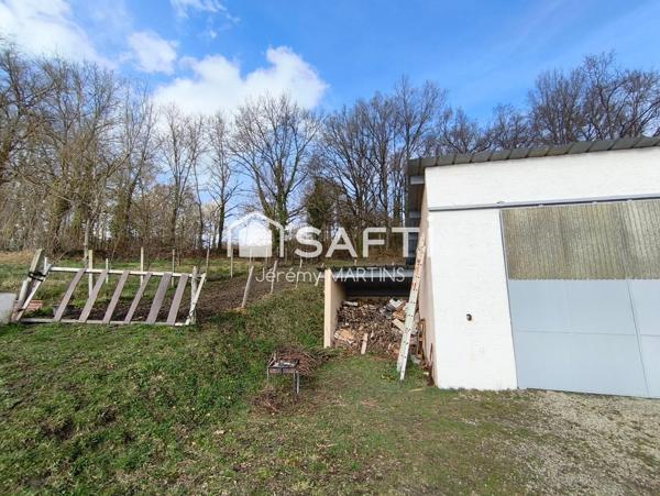 Maison de plain-pied rénovée avec goût, au calme et sans aucun travaux à prévoir.